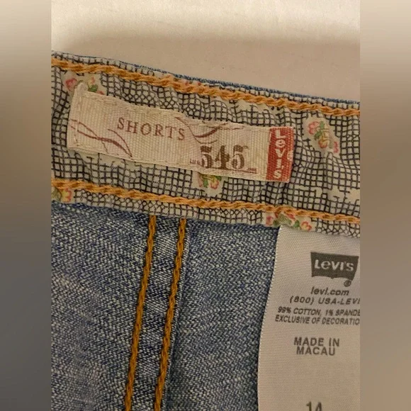 Levi’s size 14 women’s 545 stretch blue denim shorts - Picture 8 of 10